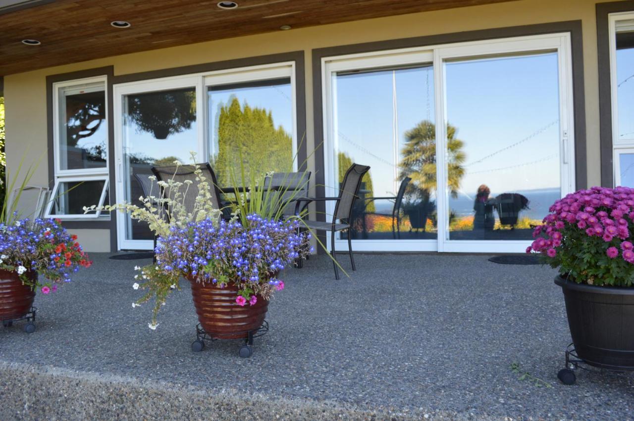 1-Bedroom Seaview Guesthouse On Seattle Luxury Estate With Views Of Olympic Mountains Exterior photo